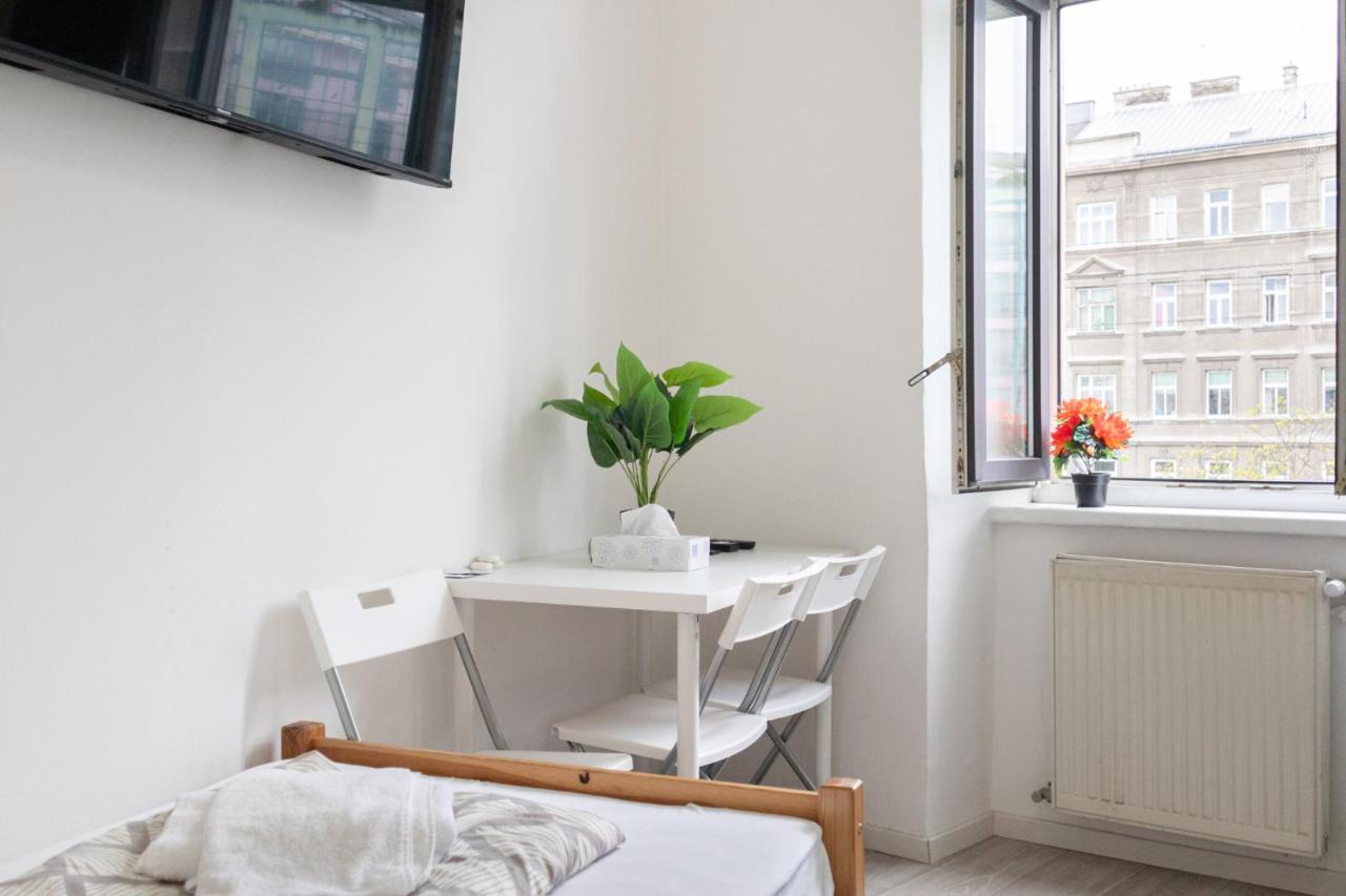 Pleasant 1Br Aprt. Near The Danube & Millenium T. Apartment Vienna Exterior photo